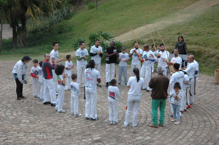 Roda de capoeiristas